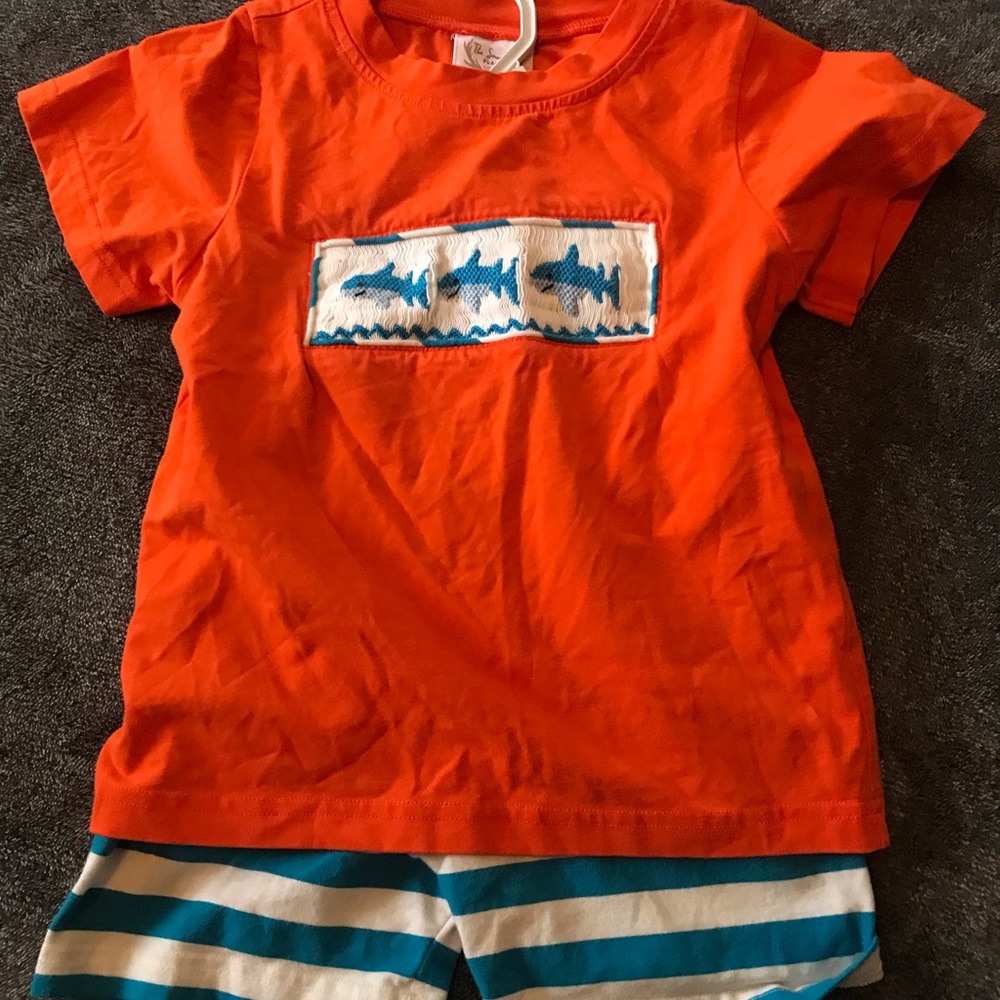 Shark smocked set
